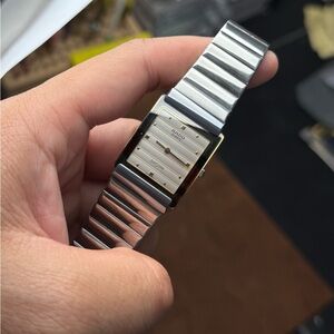 Rare Vintage 1980s Rado DiaStar 153.0520.3 Unisex Watch
[Excellent Condition]